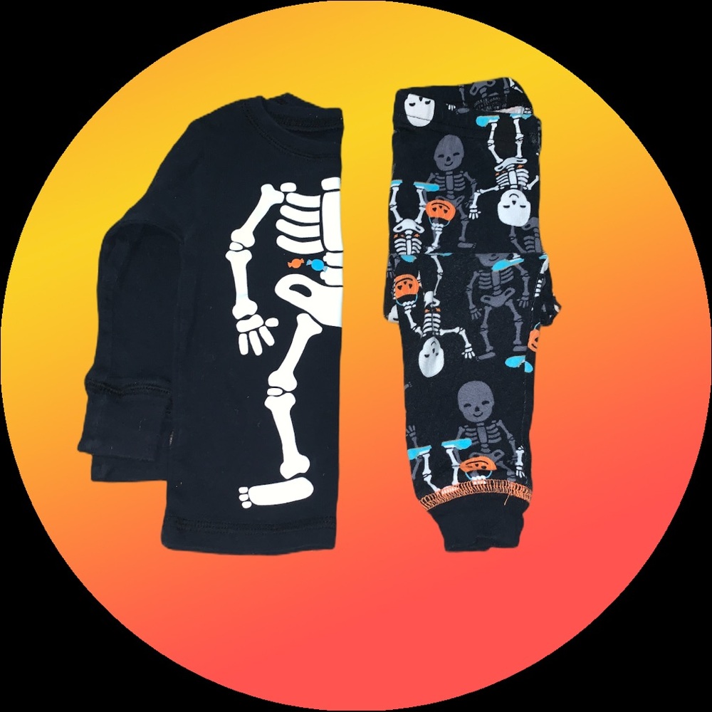 Pajamas Halloween 18mo w/added bonus hats!!